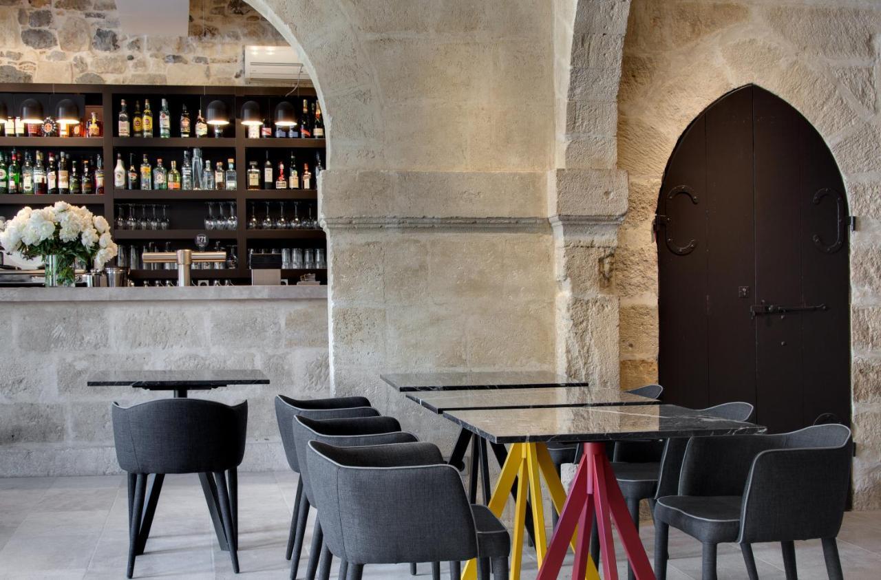 Boutique Hotel Des Remparts & Spa Aigues-Mortes Exteriör bild